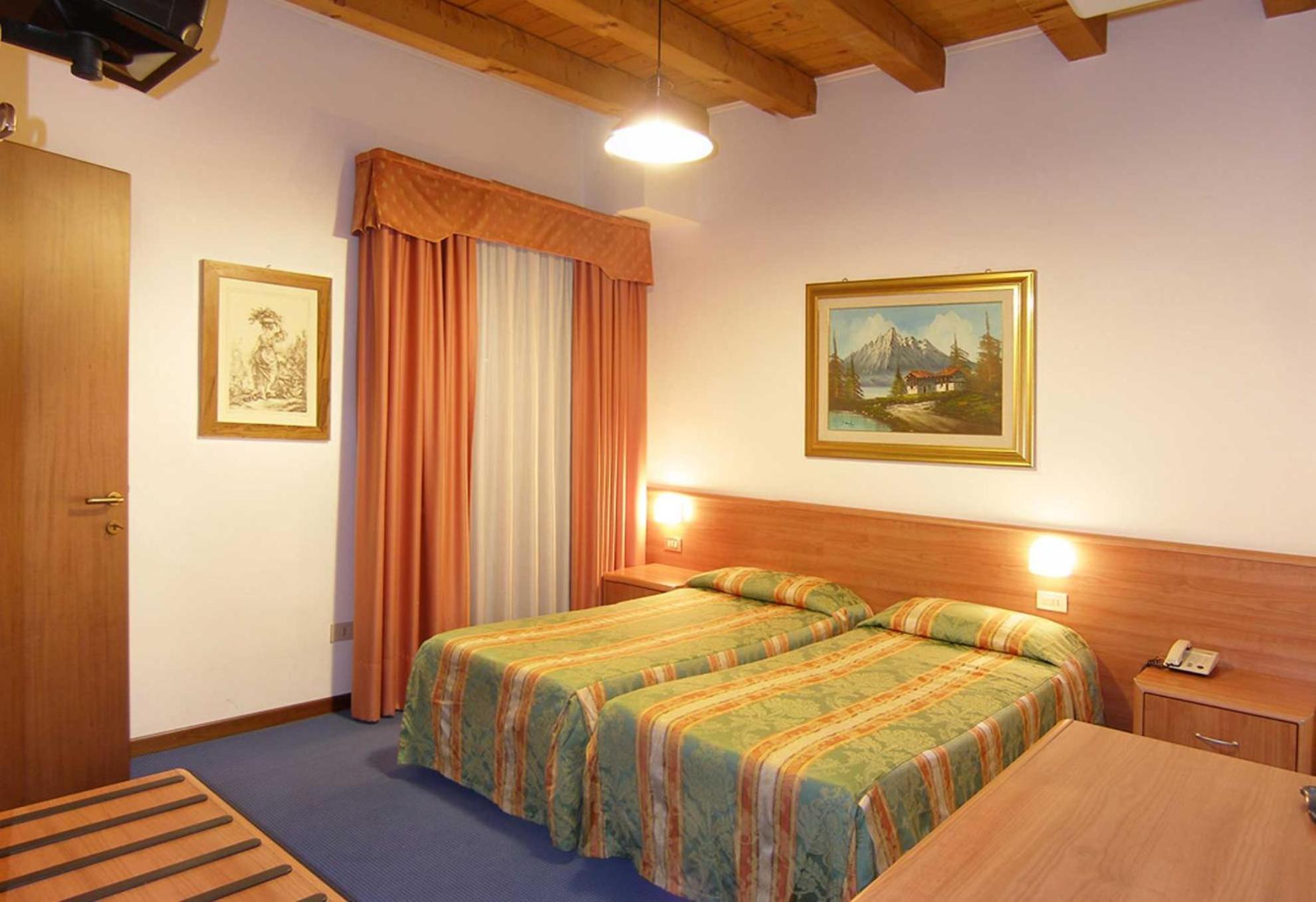 Hotel Da Bepi Лидо-ди-Езоло Экстерьер фото